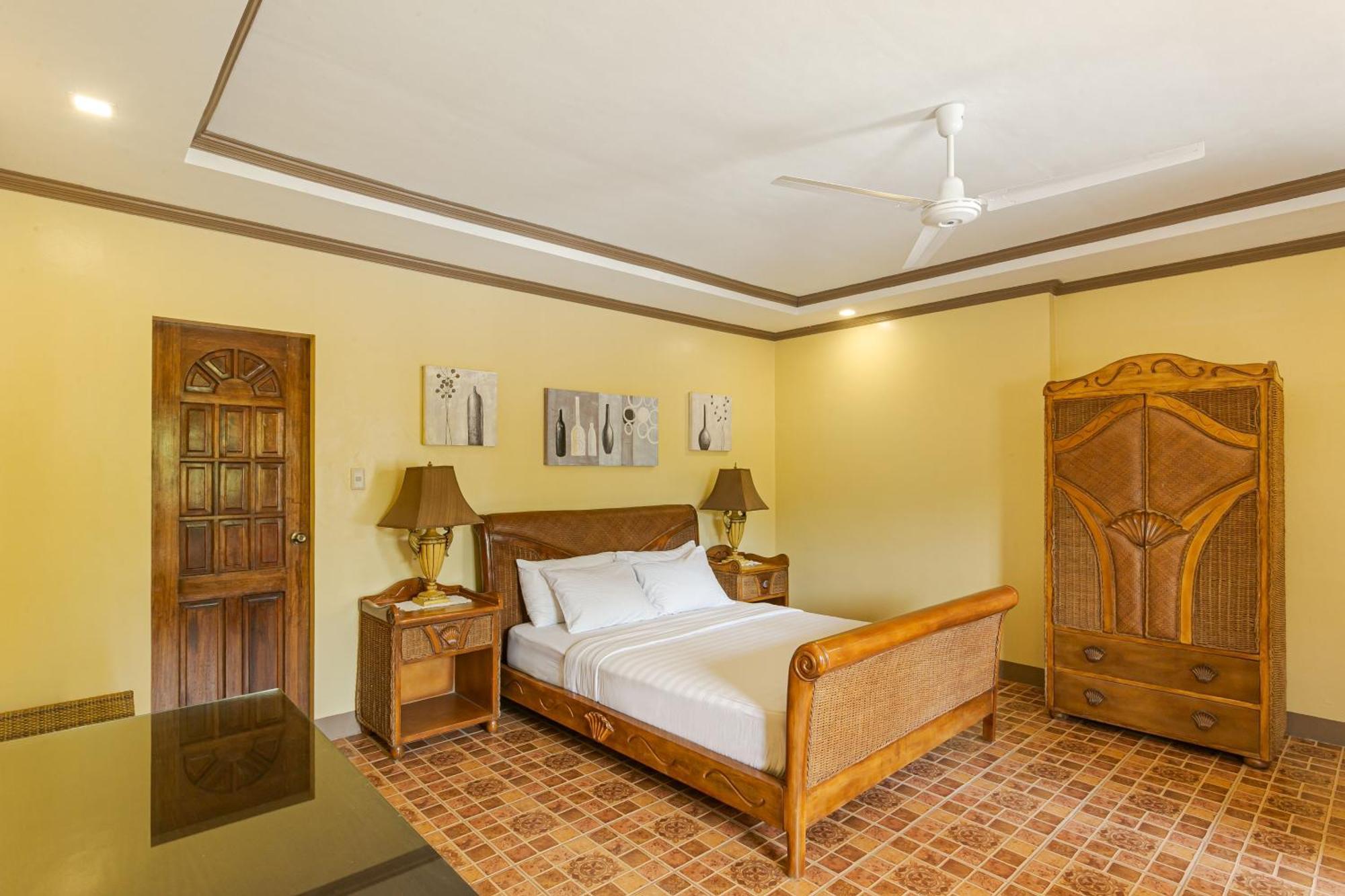 Turtle Bay Dive Resort Моалбоал Екстериор снимка