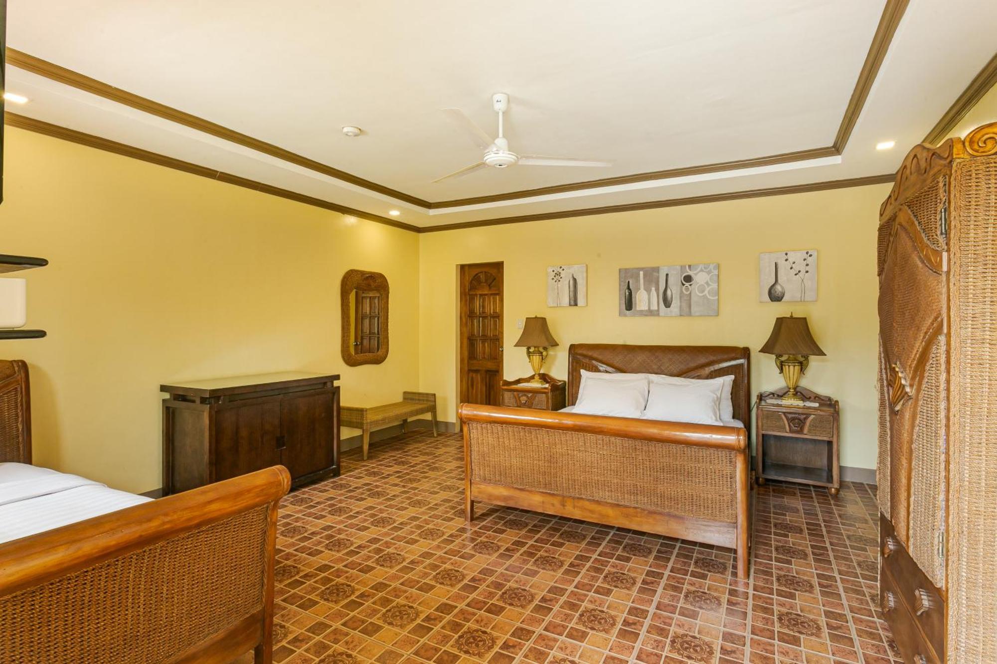 Turtle Bay Dive Resort Моалбоал Екстериор снимка